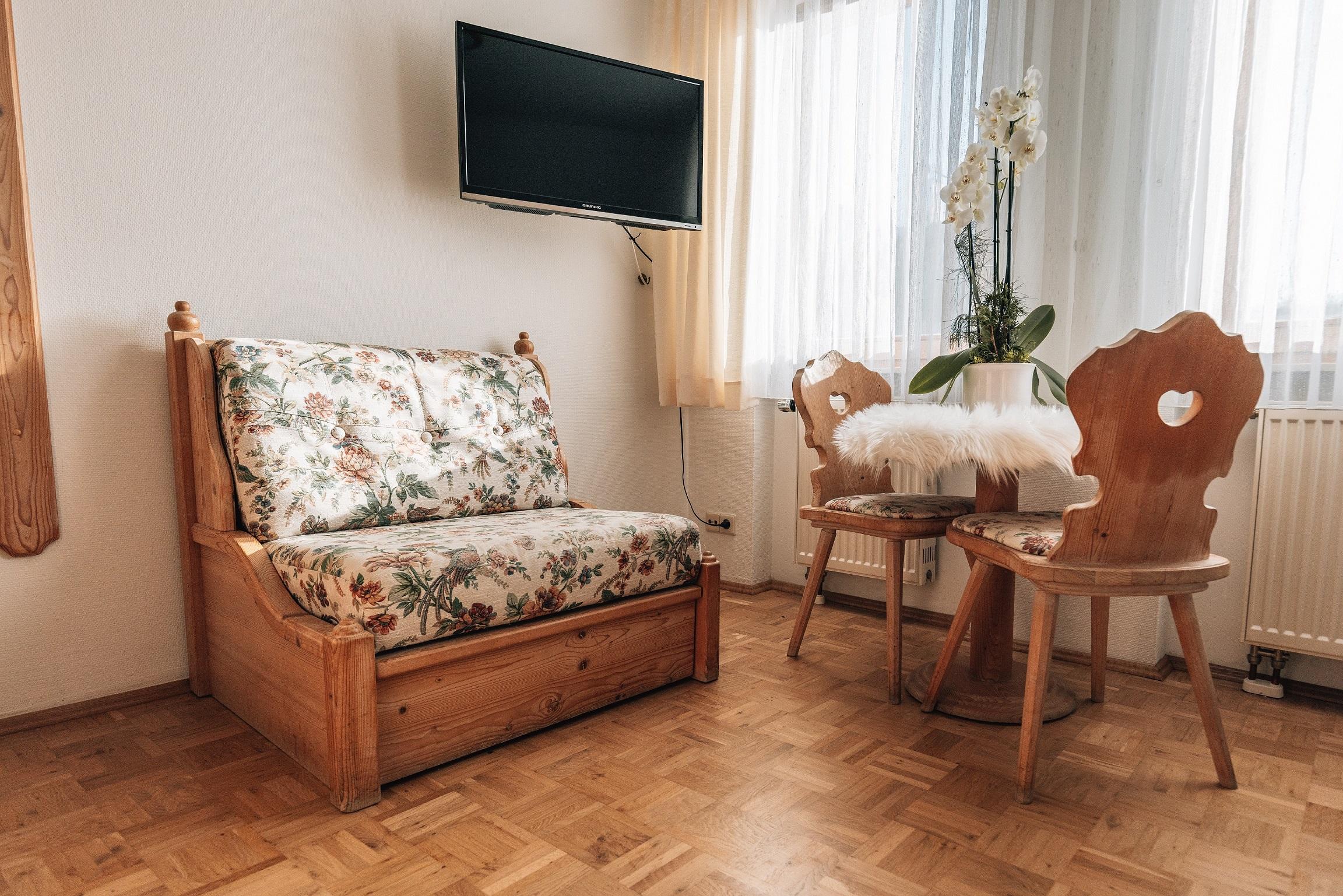 Hotel Krone Tauberrettersheim Екстериор снимка