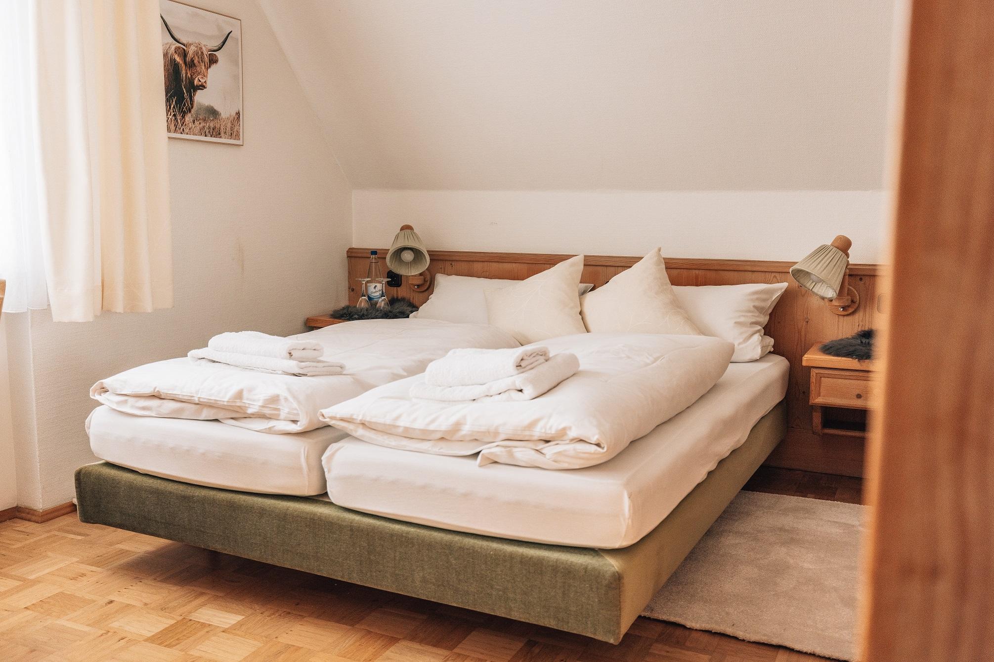 Hotel Krone Tauberrettersheim Екстериор снимка